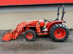 Used Kubota MX5400 Tractor with Loader