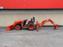 Used Kubota LX2610 Tractor with Loader & Backhoe