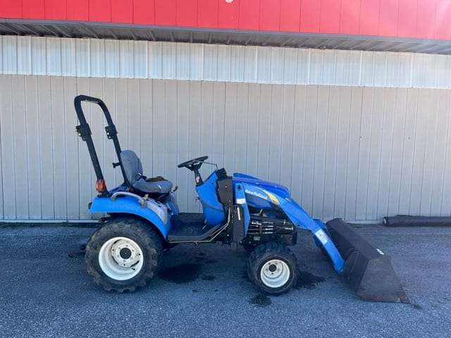 Used New Holland T1110 28HP With Loader
